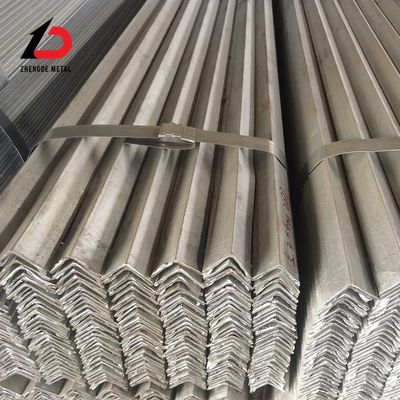 Wylotowy sztab kątowy ze stali węglowej 75X75X8mm 2,0mm