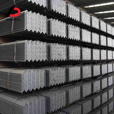 Kątownik równoramienny perforowany ze stali węglowej żelaza 200x200x12 V, kształtowany na zimno, konstrukcyjny
