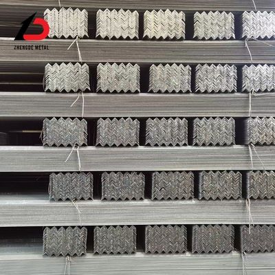 Kątownik równoramienny perforowany ze stali węglowej żelaza 200x200x12 V, kształtowany na zimno, konstrukcyjny